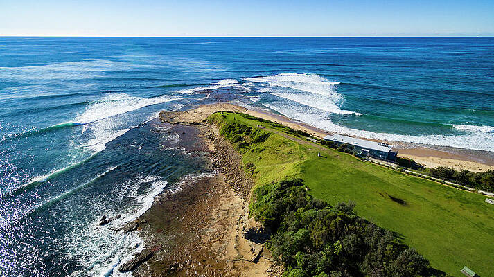 Sandon Point 2AM-000177 by Andrew McInnes Sandon Point 2AM-000177 by Andrew McInnes