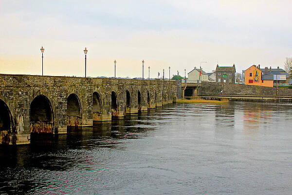 Shannonbridge, Ireland by Kevin Wheeler Shannonbridge, Ireland by Kevin Wheeler
