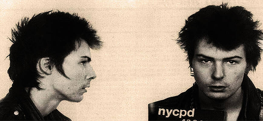 Sids Photograph - Sid Vicious Mugshot by Bill Cannon.