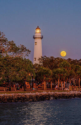 St. Simons lighthouse by Kenny Nobles St. Simons lighthouse by Kenny Nobles
