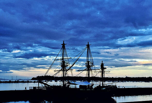 The Friendship in Silhouette by Rick Macomber The Friendship in Silhouette by Rick Macomber