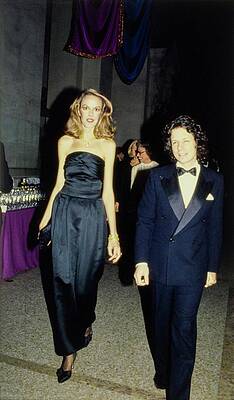 Wall Art - Photograph - The Met Set Cece Kieselstein-Cord and Fran Lebowitz by Tony Palmieri