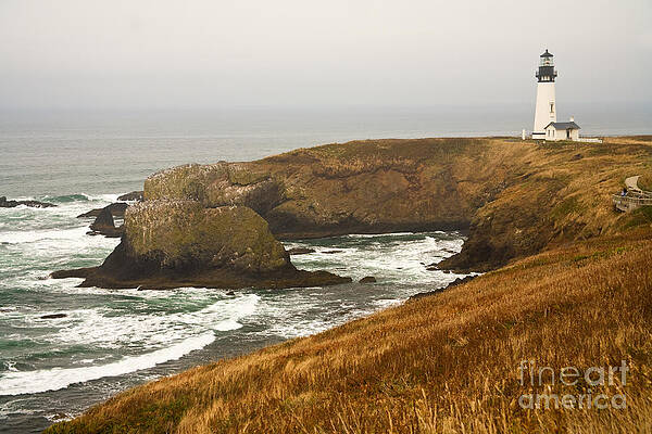 YAQUINA HEAD LIGHTHOUSE by Alice Cahill YAQUINA HEAD LIGHTHOUSE by Alice Cahill