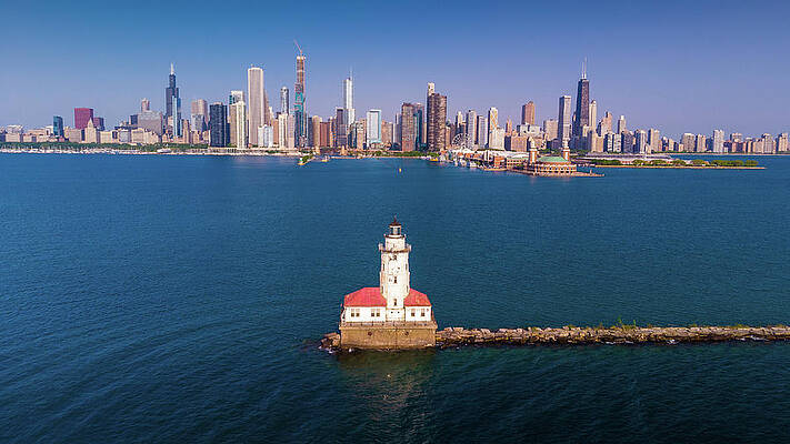 Chicago Harbor Lighthouse by Bobby King Chicago Harbor Lighthouse by Bobby King
