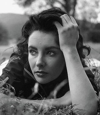 Wall Art - Photograph - Elizabeth Taylor Up Close On The Set Of Giant #1 by Frank Worth