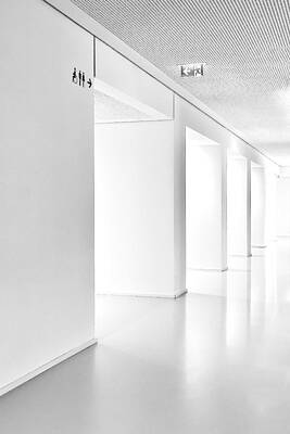 Wall Art - Photograph - In The Museum #1 by Markus Auerbach