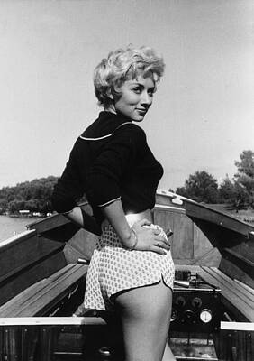 Leslie Caroll Print by Kurt Hutton