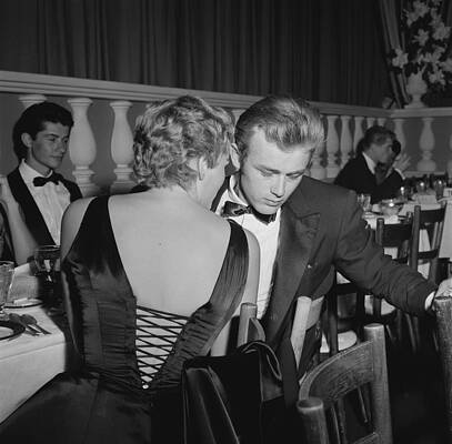 Wall Art - Photograph - James Dean And Ursula Andress #2 by Michael Ochs Archives
