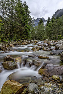 Wall Art - Photograph - The Wimmertal in Tirol #4 by Bernd Laeschke
