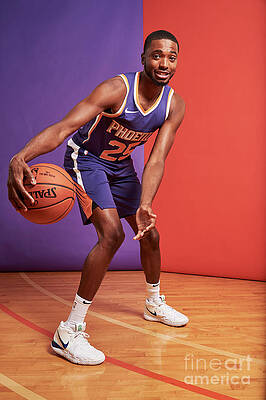 Wall Art - Photograph - 2018 Nba Rookie Photo Shoot #73 by Jennifer Pottheiser
