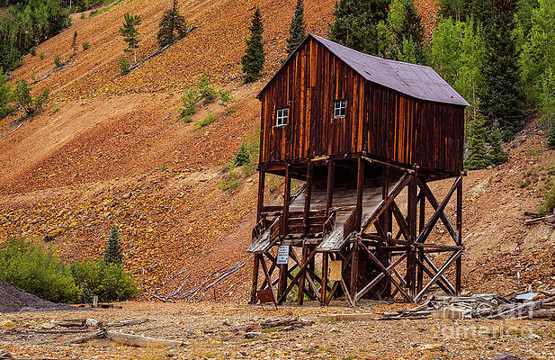 Abandoned Mining Structure by Jaime Miller Abandoned Mining Structure by Jaime Miller