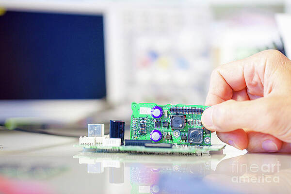 Wall Art - Photograph - Assembling Electronics Device by Science Photo Library