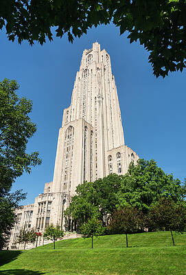 Wall Art - Photograph - Cathedral of Learning building at the University of Pittsburgh by Steven Heap
