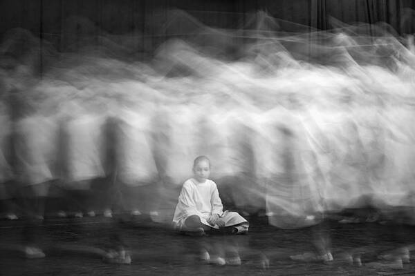 Wall Art - Photograph - Euritmia by Zsolo