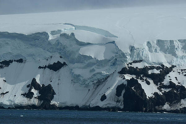 Wall Art - Photograph - Glacier Studded Coastline, East Coast Of Buckle Island by Mike Potts / Naturepl.com