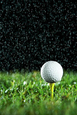 Golf Ball On Tee In Rain Print by Thomas Northcut