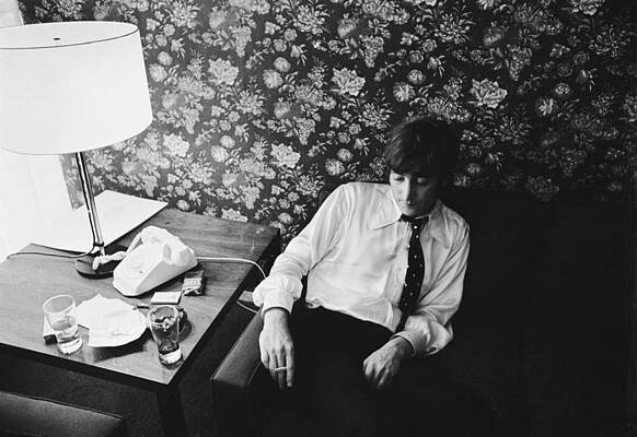 Wall Art - Photograph - John Lennon by Harry Benson