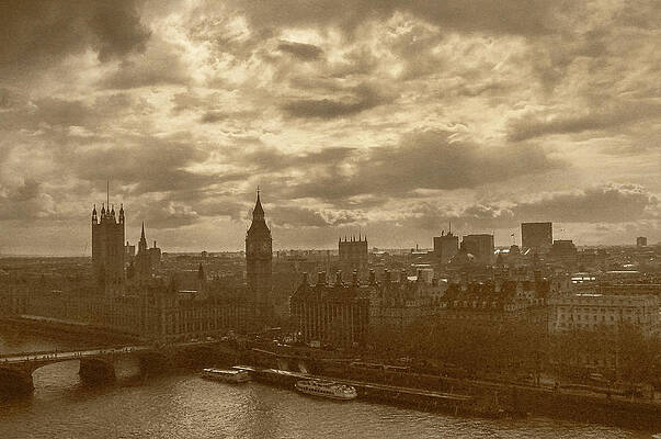 London Mood by Dimitris Sivyllis London Mood by Dimitris Sivyllis