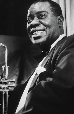 Wall Art - Photograph - Louis Armstrong Smiling An Looking Up by Globe Photos