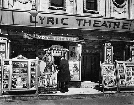Wall Art - Photograph - Lyric Theater, Third Avenue, New York City, 1936 by Berenice Abbott