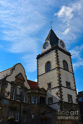 Wall Art - Photograph - Queensferry Tolbooth by Yvonne Johnstone