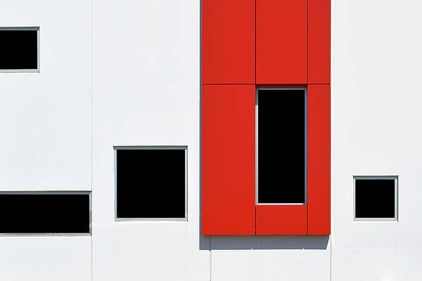 Wall Art - Photograph - Red Frame 2 by Stuart Allen