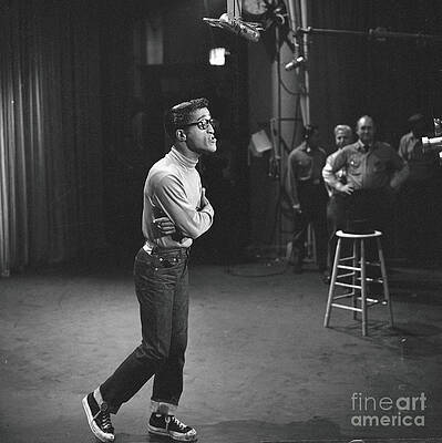 Wall Art - Photograph - Sammy Davis Jr. On The Big Record by Cbs Photo Archive