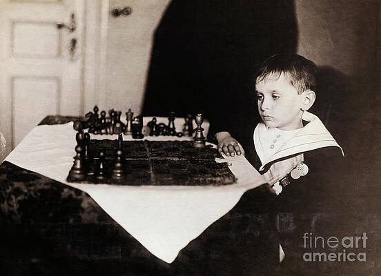 1+ Thousand Child Chess Studio Royalty-Free Images, Stock Photos & Pictures