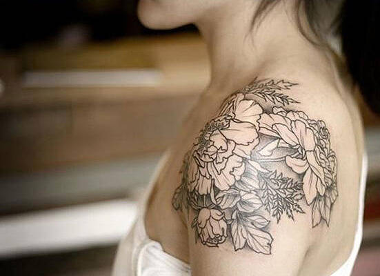 Tatuagem Feminina No Ombro Art Vejam abaixo lindos exemplos de tatuagens de mandala na pele feminina fine art america