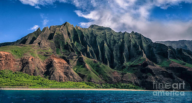 The Majestic Napali Coast by Eye Olating Images The Majestic Napali Coast by Eye Olating Images