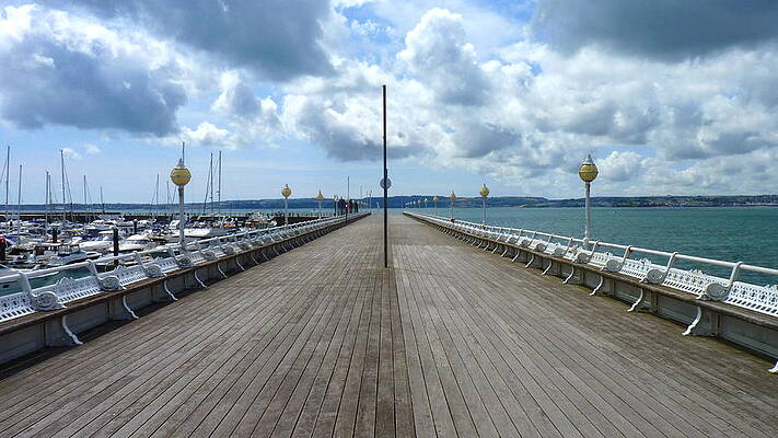 Torquay Pier - a perspective view by Chris Gill Torquay Pier - a perspective view by Chris Gill