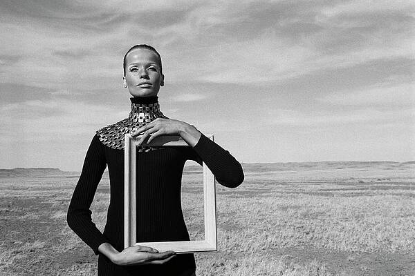 Wall Art - Photograph - Veruschka Holding Empty Picture Frame In Field by Franco Rubartelli