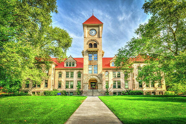 Whitman Memorial Building by Spencer McDonald