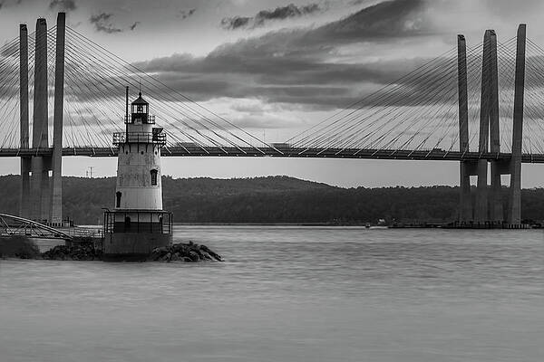 Wall Art - Photograph - Tarrytown Light Tappan Zee #1 by Susan Candelario
