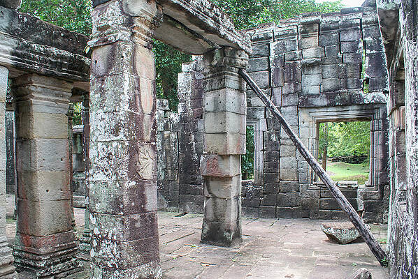 Banteay Kdei by Carol Ailles Banteay Kdei by Carol Ailles