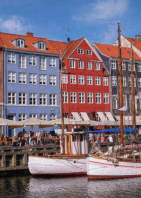 Colorful buildings of Nyhavn in Copenhagen, Denmark by Elenarts - Elena Duvernay photo Colorful buildings of Nyhavn in Copenhagen, Denmark by Elenarts - Elena Duvernay photo