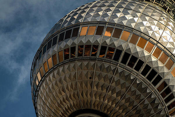 Fernsehturm, Berlin by Pablo Lopez Fernsehturm, Berlin by Pablo Lopez
