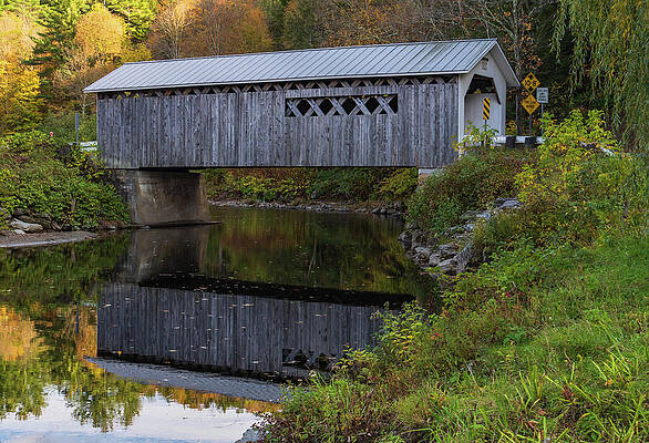 Autumn scene in Vermont by Ann Moore Autumn scene in Vermont by Ann Moore