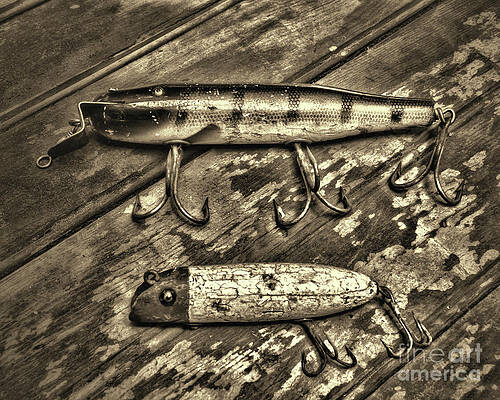 Musky Jitterbug  Old Antique & Vintage Wood Fishing Lures Reels Tackle &  More