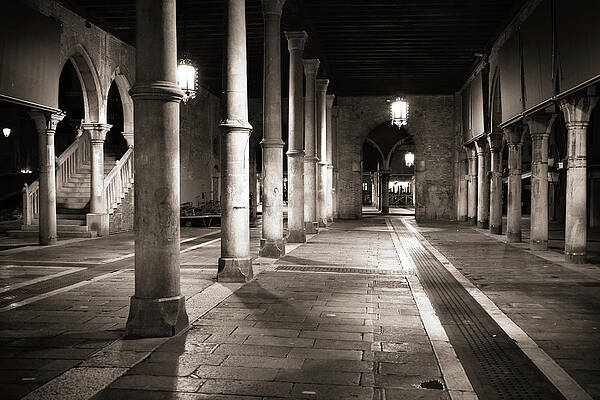 B_002739s - Fish Market by night, Venice by Marco Missiaja B_002739s - Fish Market by night, Venice by Marco Missiaja