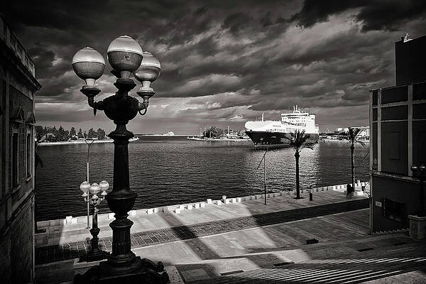 Black and White Photography - Brindisi - Scalinata Virgilio by Alexander Voss Black and White Photography - Brindisi - Scalinata Virgilio by Alexander Voss