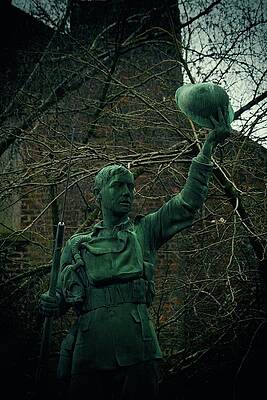 British Army Soldier Statue by Watto Photos British Army Soldier Statue by Watto Photos