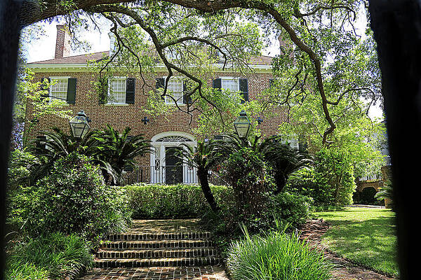 Wall Art - Photograph - Charleston, S.C. - Historic District 15 by Richard Krebs