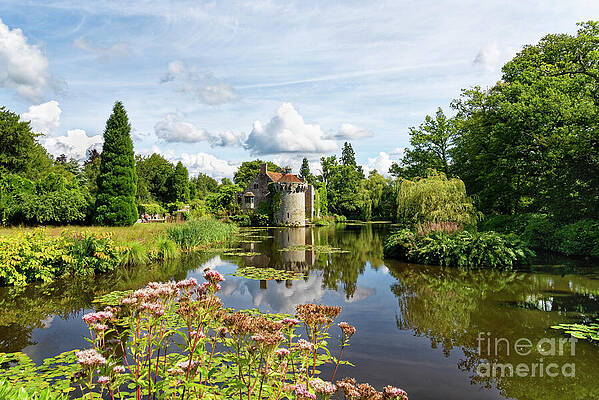 Clouds Besieging The Castle by Catherine Sullivan Clouds Besieging The Castle by Catherine Sullivan