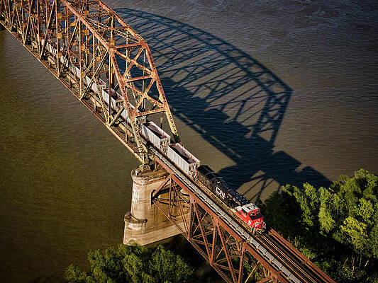 CN U72481-05 shadow move at West Paducah, KY by Jim Pearson CN U72481-05 shadow move at West Paducah, KY by Jim Pearson