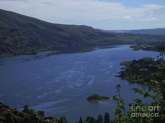 Columbia River from Rowena Crest by Charles Robinson Columbia River from Rowena Crest by Charles Robinson