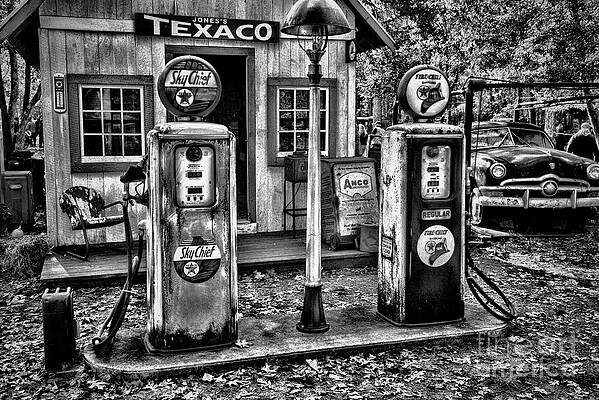 1939 VINTAGE TEXACO GAS PUMP STATION OLD SOUTH 8X12 B&W PHOTO BLACK AMERICANA 