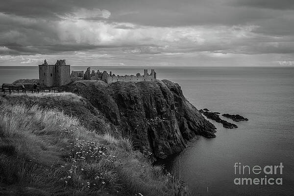 Dunnottar Castle from the South by SJ Elliott Photography Dunnottar Castle from the South by SJ Elliott Photography