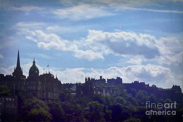 Edinburgh Skyline by Yvonne Johnstone Edinburgh Skyline by Yvonne Johnstone