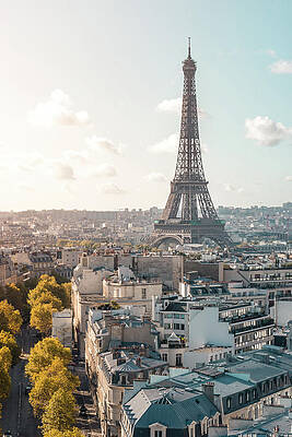 Eiffel tower by Cyril Mouty Eiffel tower by Cyril Mouty